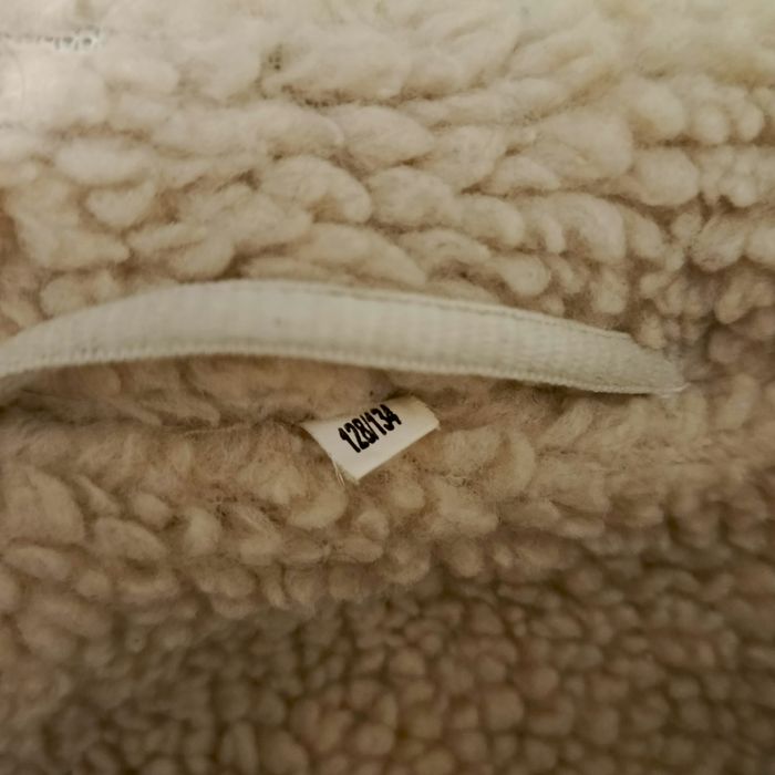 Продам детскую куртку.