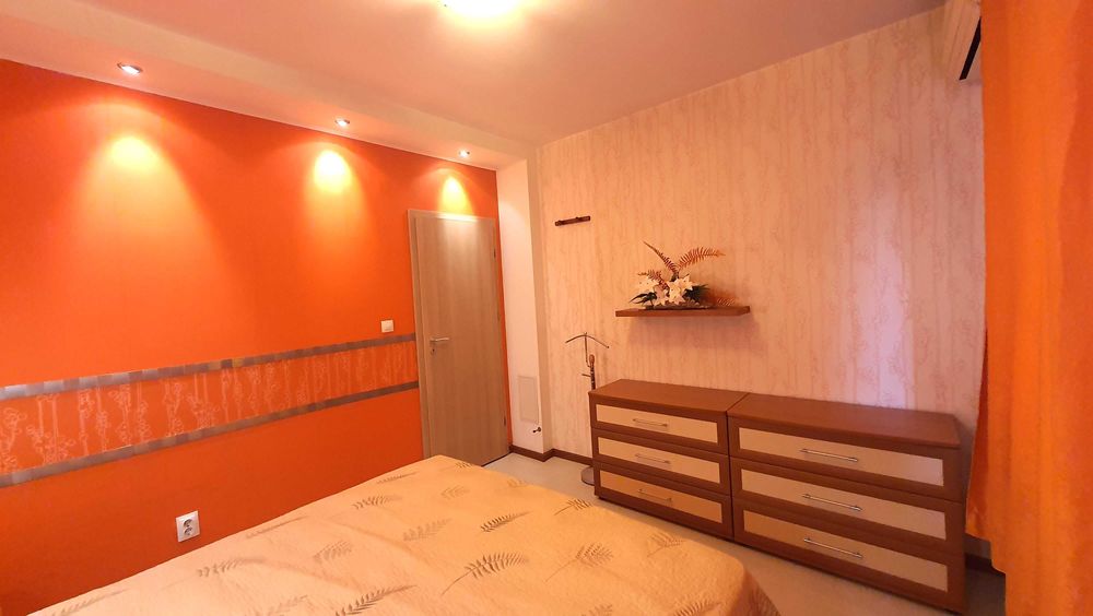 Собственик отдава под наем 3-стаен обзаведен апартамент в ж.к. Лозенец