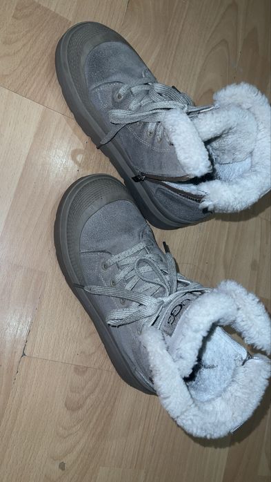 Продам угги зимние