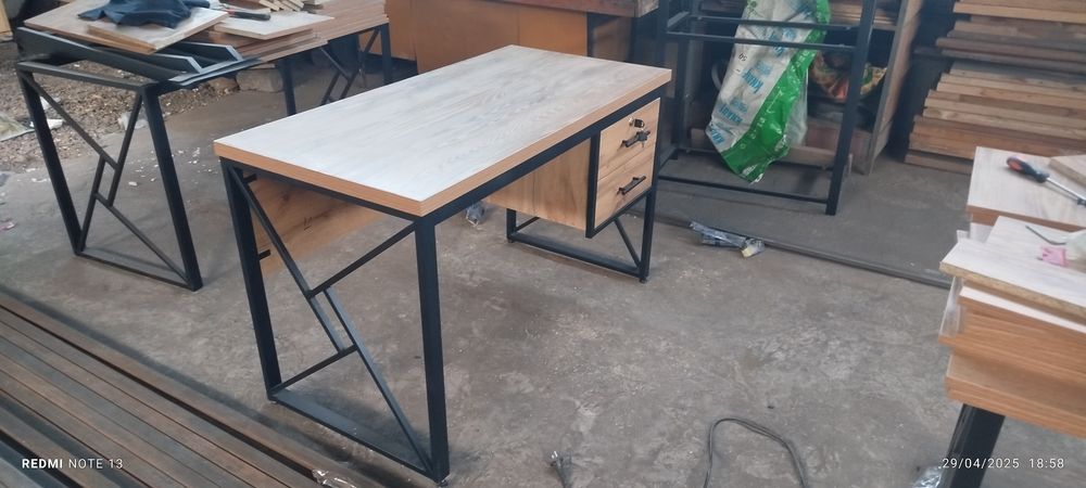Loft mebillar tunba