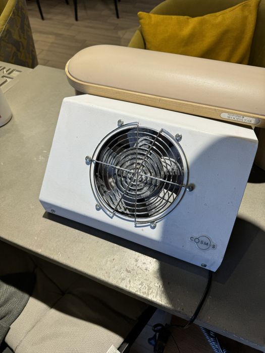 Вытяжка для маникюра