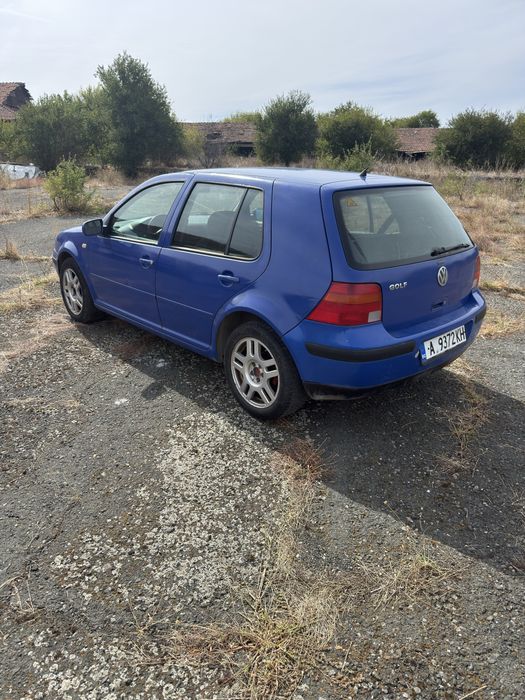 VW Golf 1.6 101 к. с.
