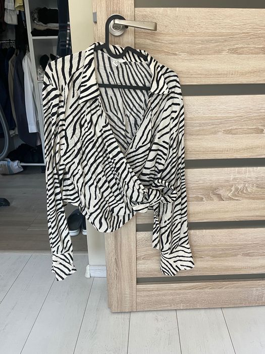 Риза H&M , размер L,