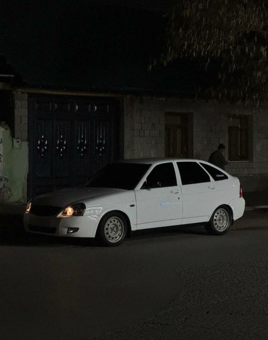 Lada priora 2171