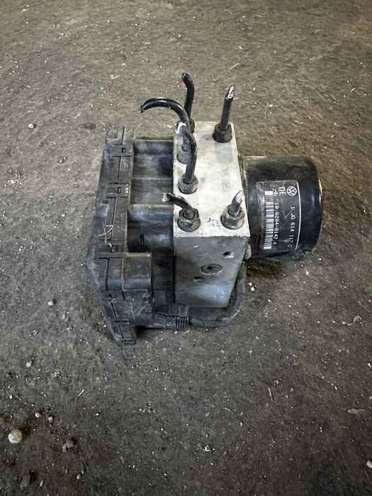 ABS модул VW Golf 4/Vento/Bora/ Audi A3