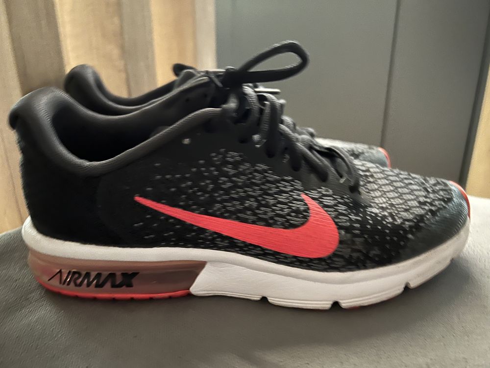 Nike max sale sequent 2