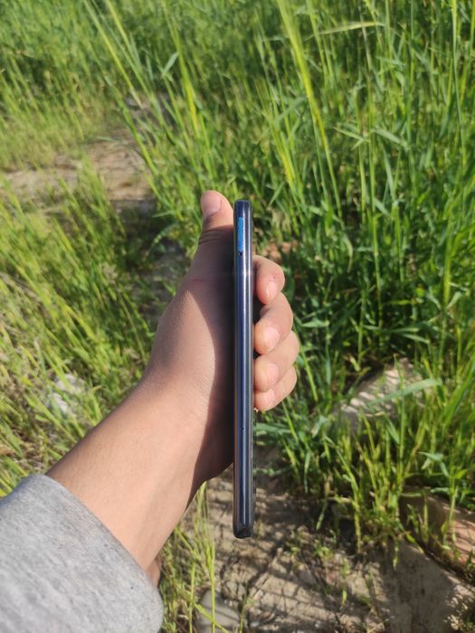 Samsung a50 64 GB ishlashi yaxshi