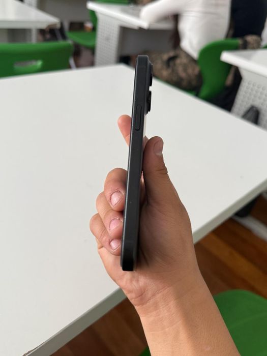 Обмен Айфон 15 на машину