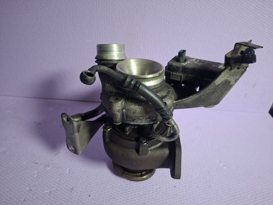 Turbosuflanta N47 D20C 143CP BMW F20 F21 F22 F30 F31 E84 Cod 8518204