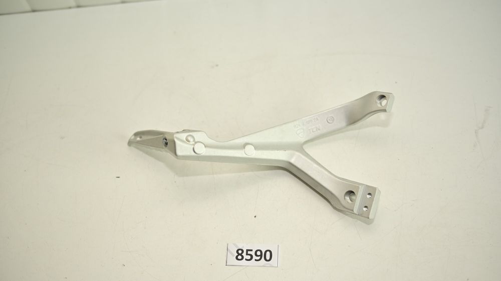 Ducati Panigale 899 959 1199 1299 Suport scarita pasager spate dreapta