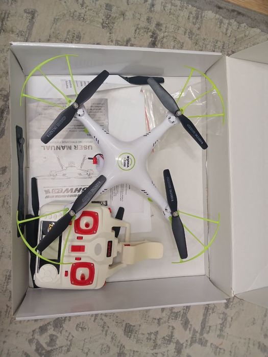 Квадрокоптер Syma X5HW