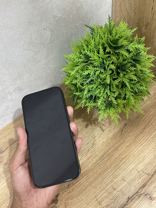 Телефон iPhone 17 256gb