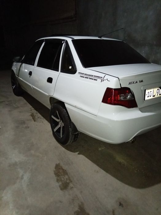 R 15 DISKA va balon sotiladi xolati idial