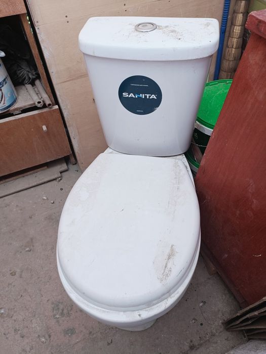 Унитаз с бочком хорошем качестве буу