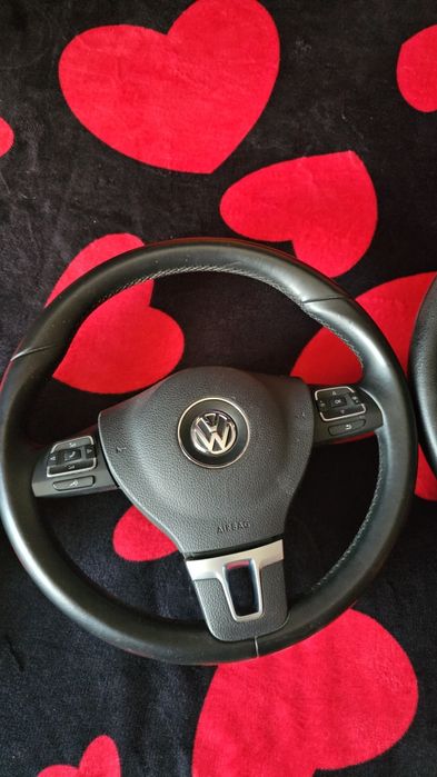 De vânzare volan passat b6