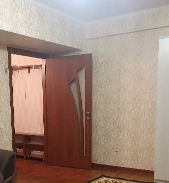 Межкомнатные двери 3 шт