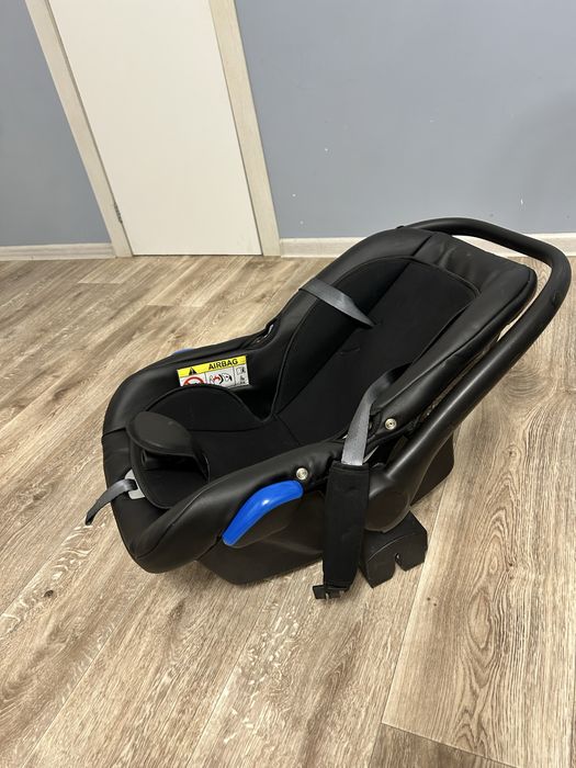 Коляска б/у с автокреслом