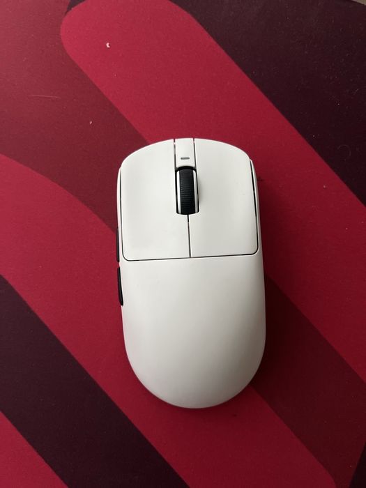 Игровая мышка Vxe r1se +