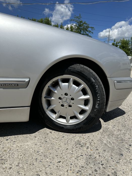MERCEDES-BENZ E-Class 2001 — imagine 4