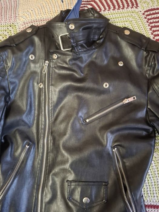 Продам кожаную куртку