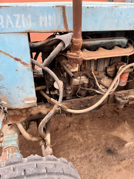 Traktor T-40 ko’k rang