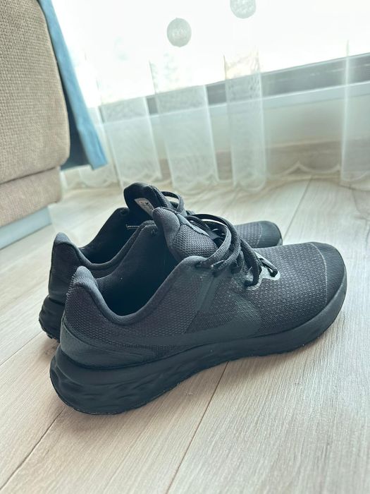 Оригинални маратонки "NIKE"