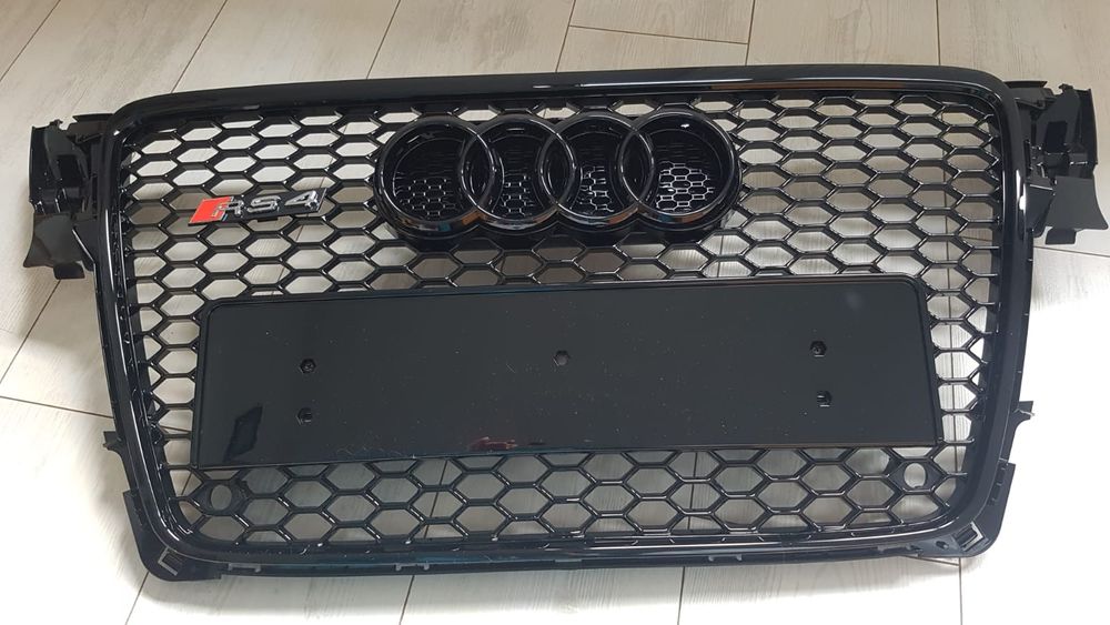 Grila-Fagure-RS4-Look-Audi-A4-B8-2008-2012-Neagra-Lucios-Premium-Noua