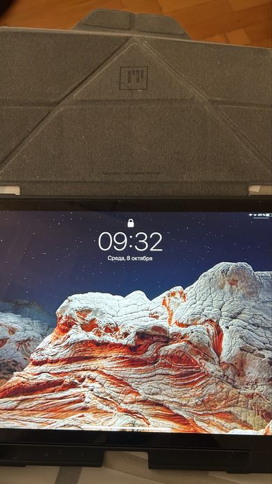 Продам IPad Air