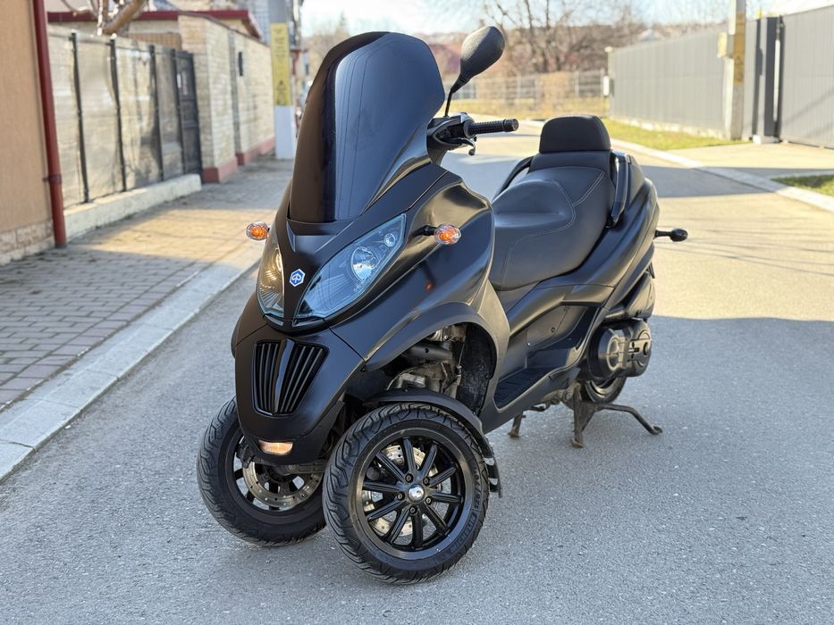 Scuter Piaggio MP3 LT 400cc TOBA AKRAPOVIC // Inmatriculat