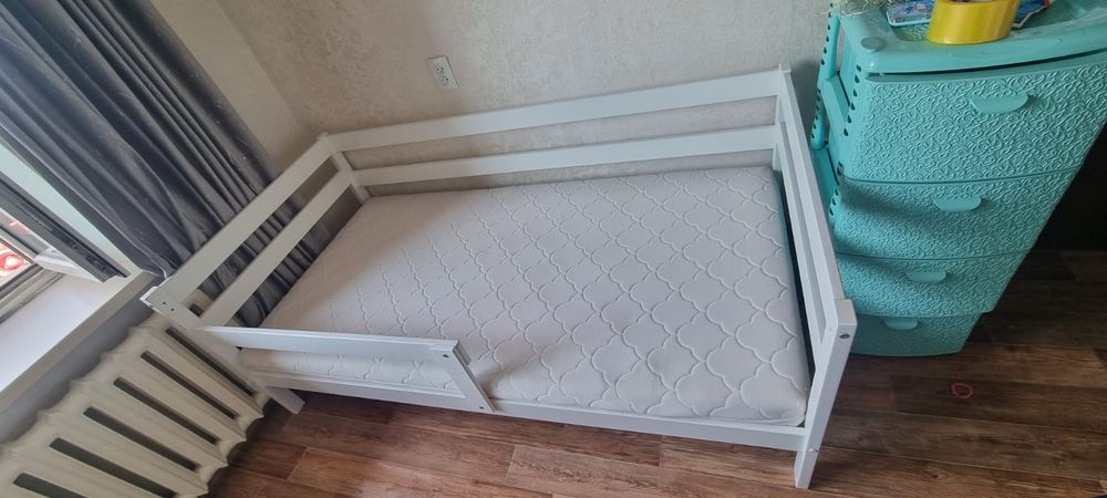 Продам кровать, детскую