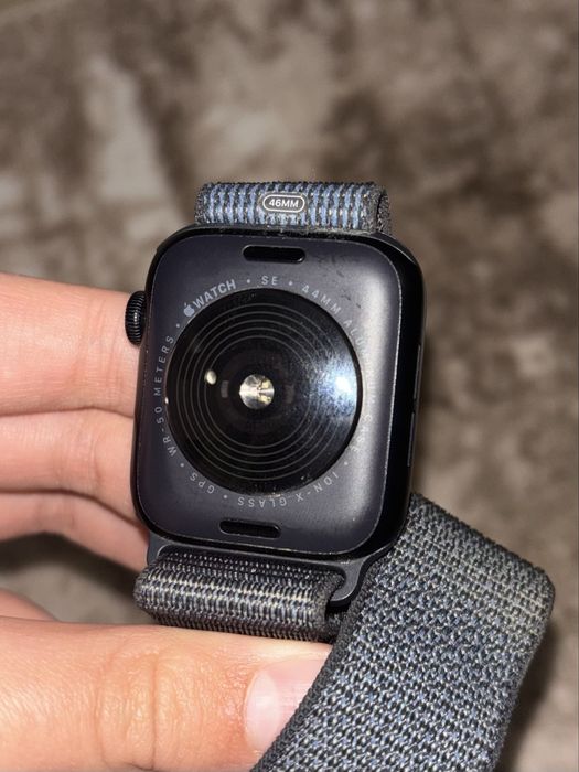Apple Watch SE (Gen 2) 44mm Midnight