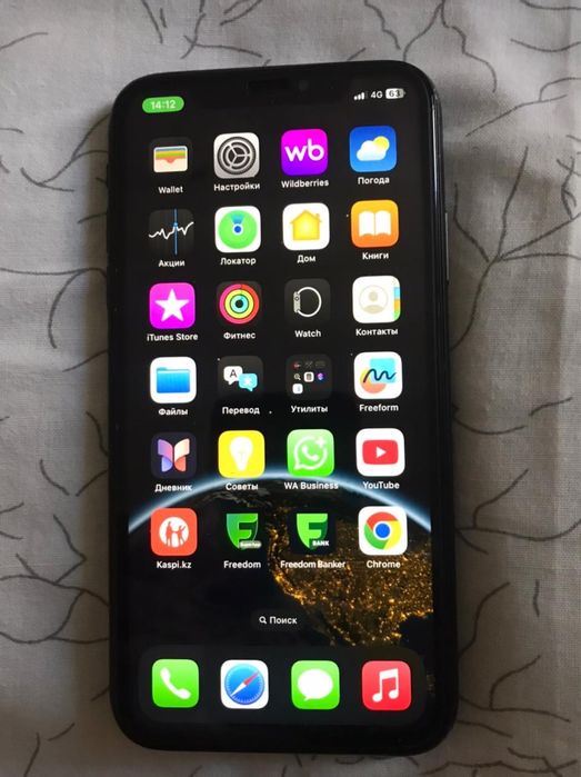 Айфон XR-64 гб черный