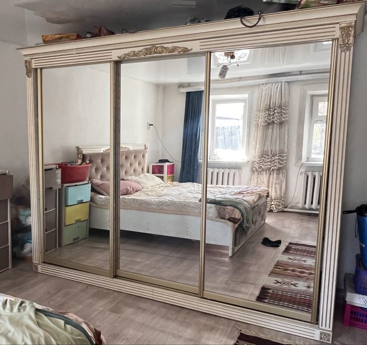 Спальниц гарнитур