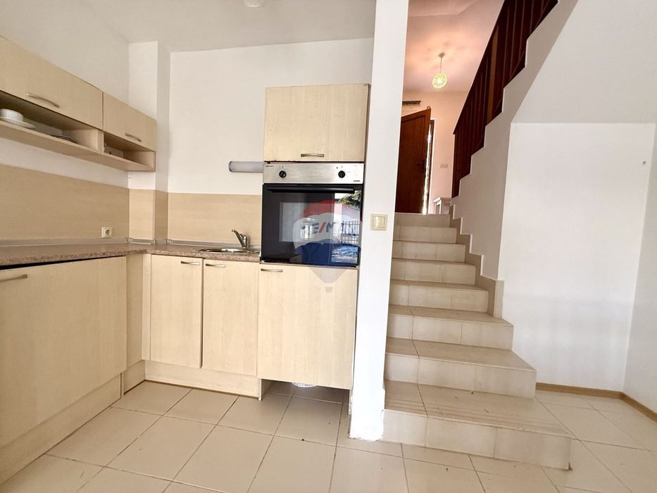 Продава се Тристаен апартамент в с. Рогачево, Област Добрич - 100 кв.м за 551 €/кв.м - Снимка #5