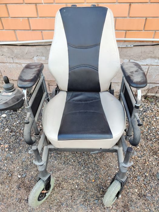 Инвалидная коляска