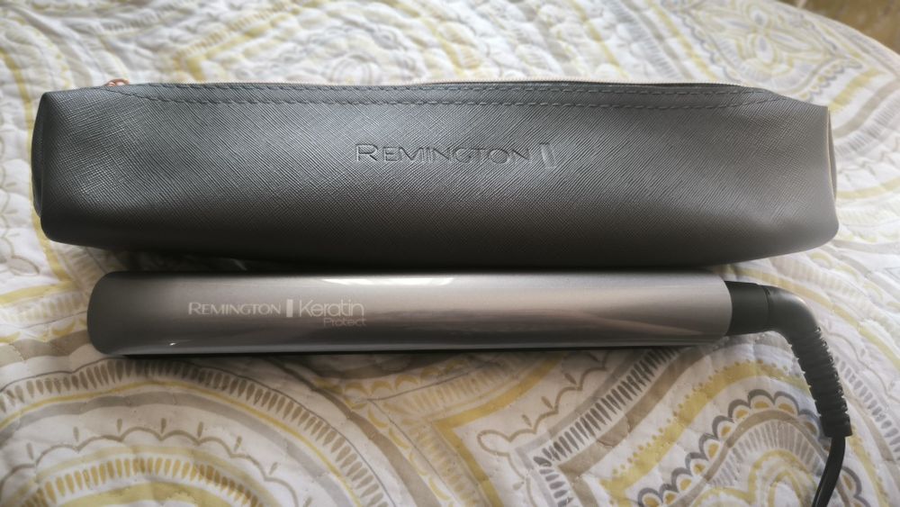 Преса за коса Remington Keratin Protect S8598, Керамично покритие, 230°C, Сива