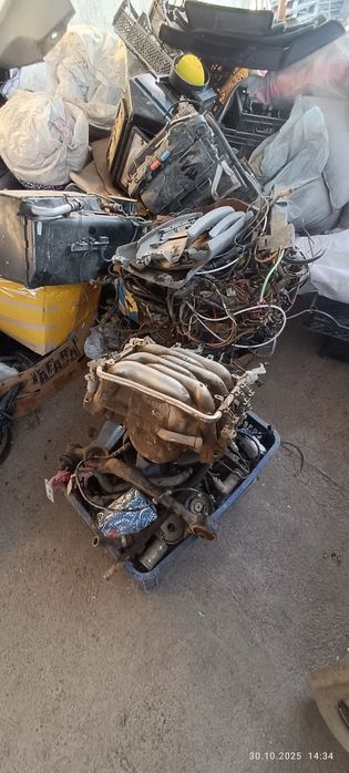 Продам запчасти Ауди с4 а6