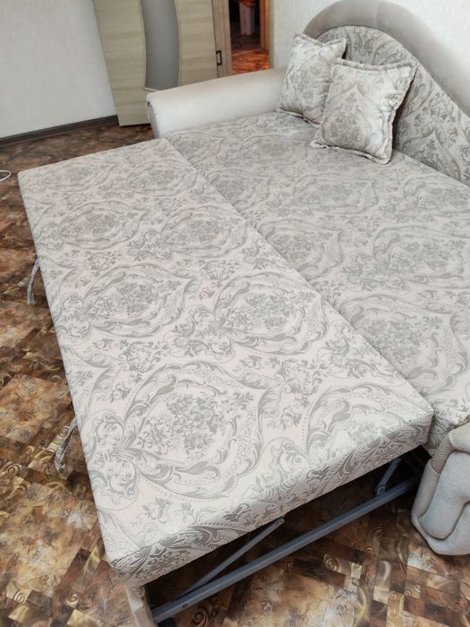 Продается диван(софа).