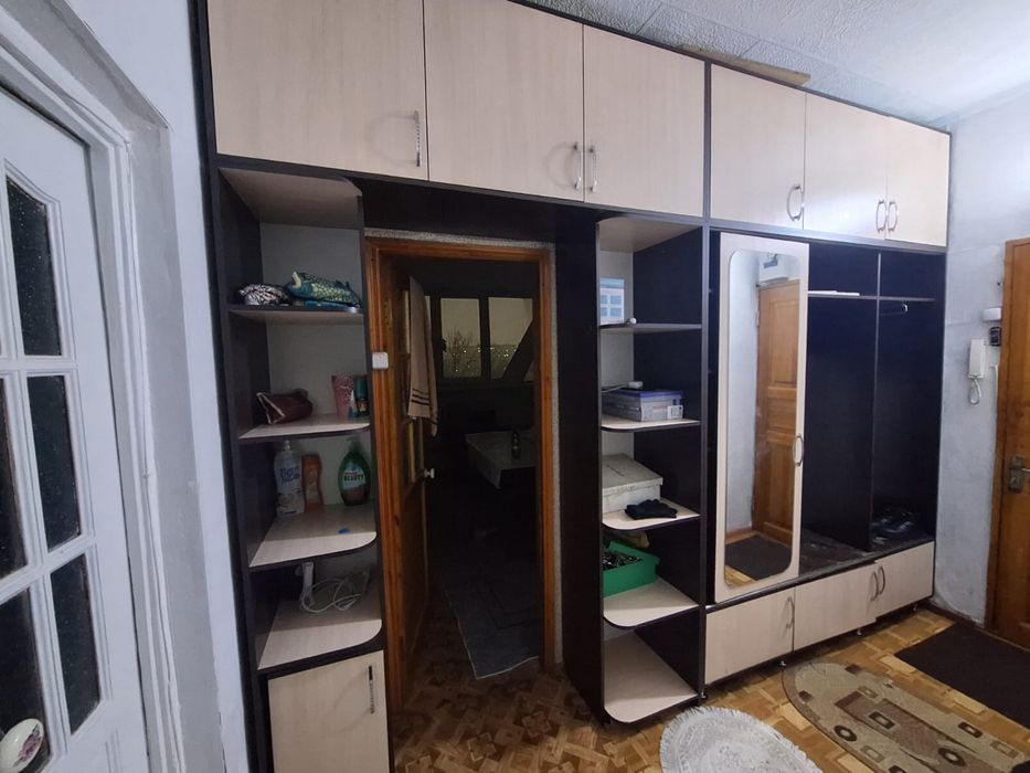 Шкаф в прихожую