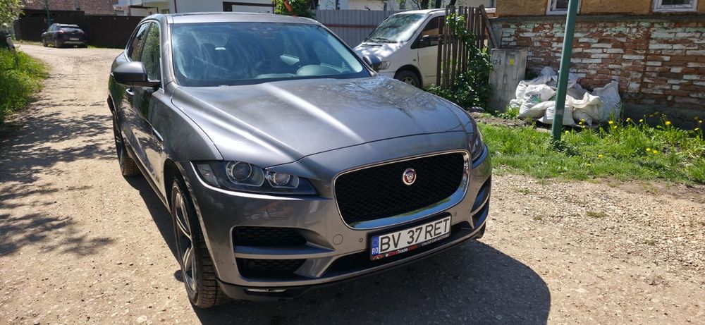 Jaguar F-PACE - 2017