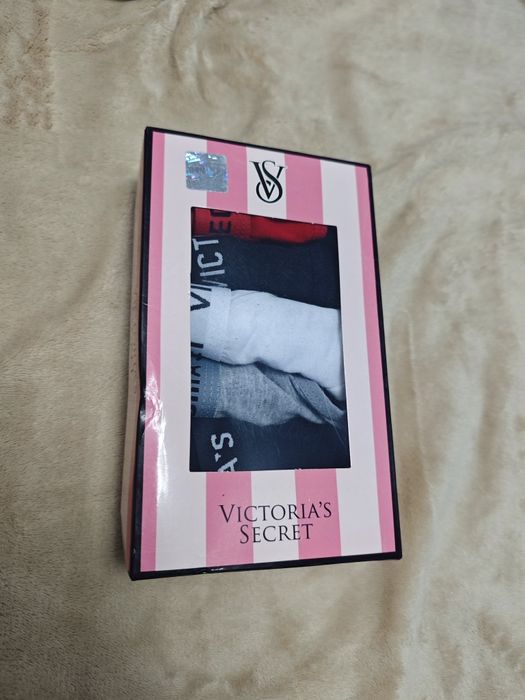 Lenjerie intima Victoria Secret