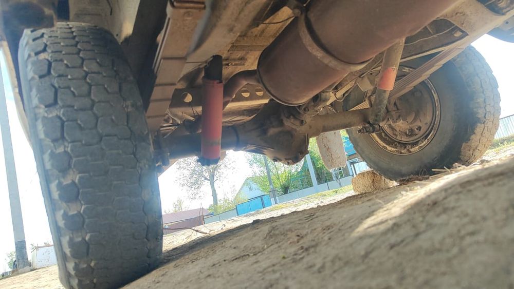 Уаз  хантер 2001