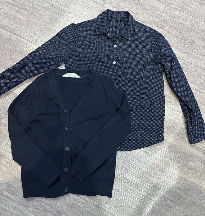 Рубашки на мальчика 116-122см 4-6 лет, брюки 128см.