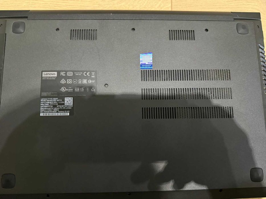 Лаптоп Laptop Lenovo  V110-15iap