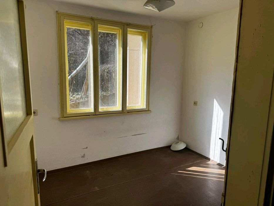 Продава се Къща в Троян - 300 кв.м за 187 €/кв.м - Снимка #5