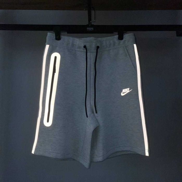 Шорты Nike tech fleece рефлективные