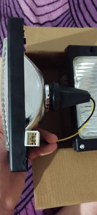 Продаю противотуманки