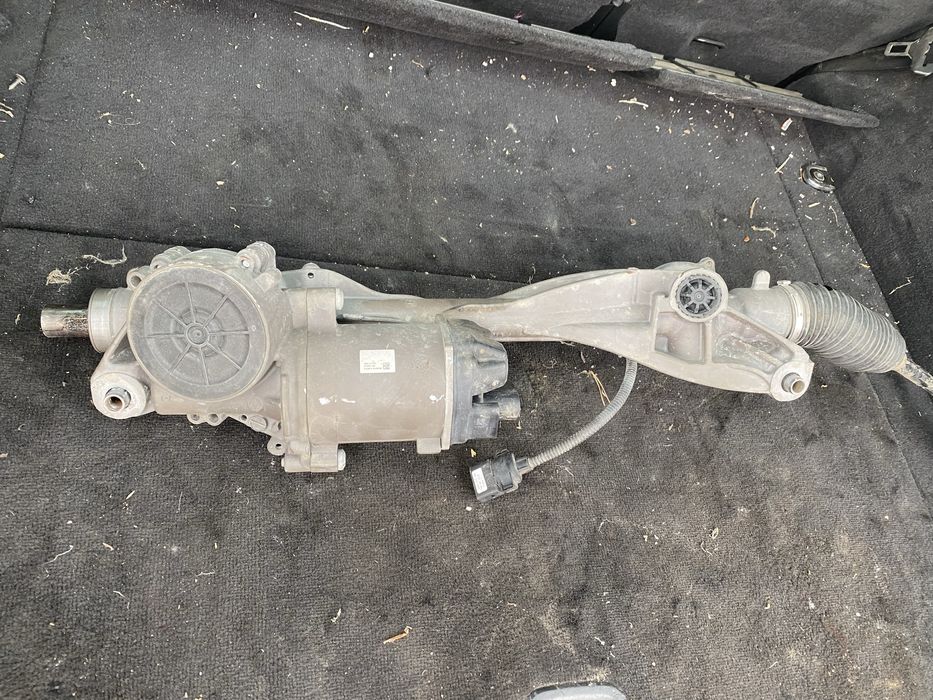 Електрическа кормилна рейка Golf 7