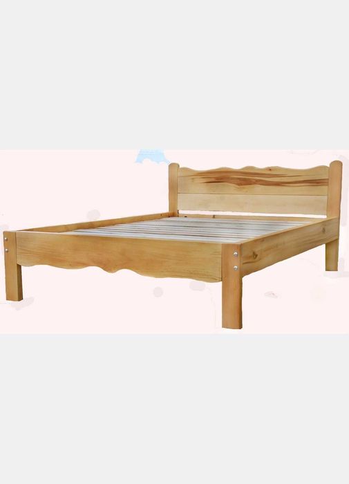 Pat din lemn la comanda