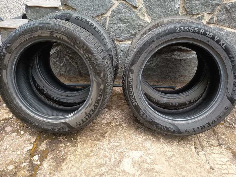 Зимни гуми 235/55/18 ДОТ 23